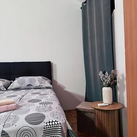 Smjestaj Mm Penzion *